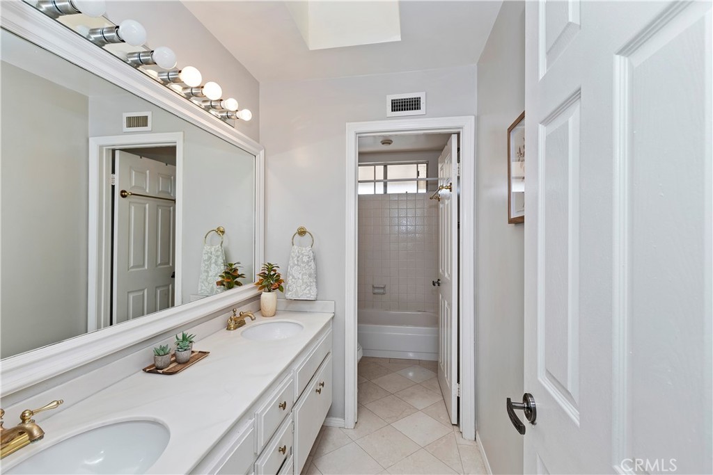 4288 E Rocky Point Road