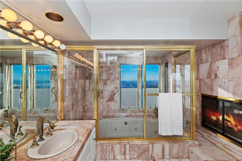 4288 E Rocky Point Road