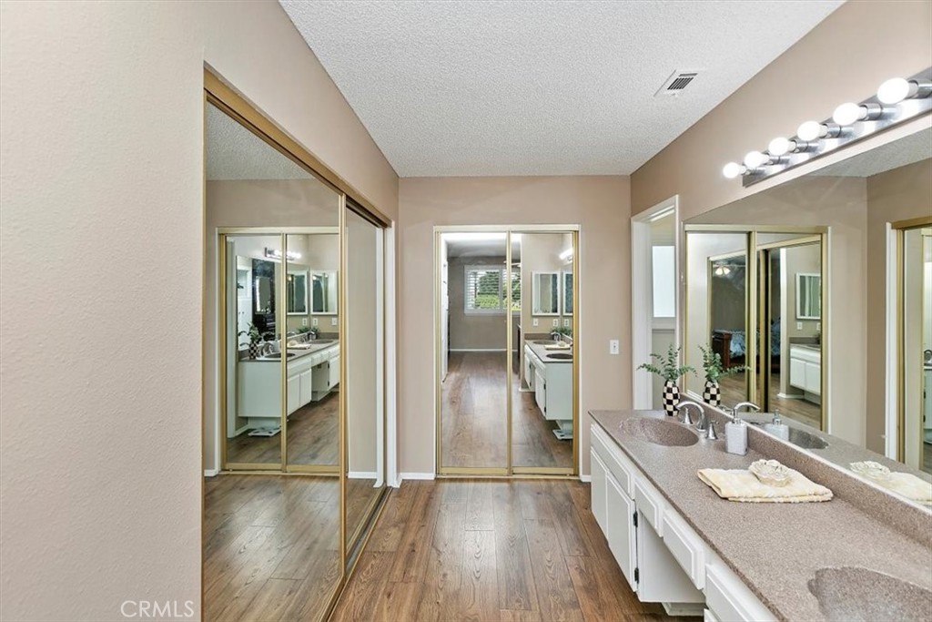 11282 Buffalo Drive