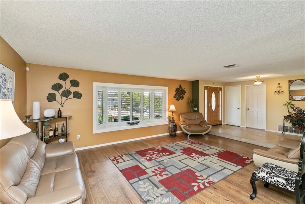 11282 Buffalo Drive