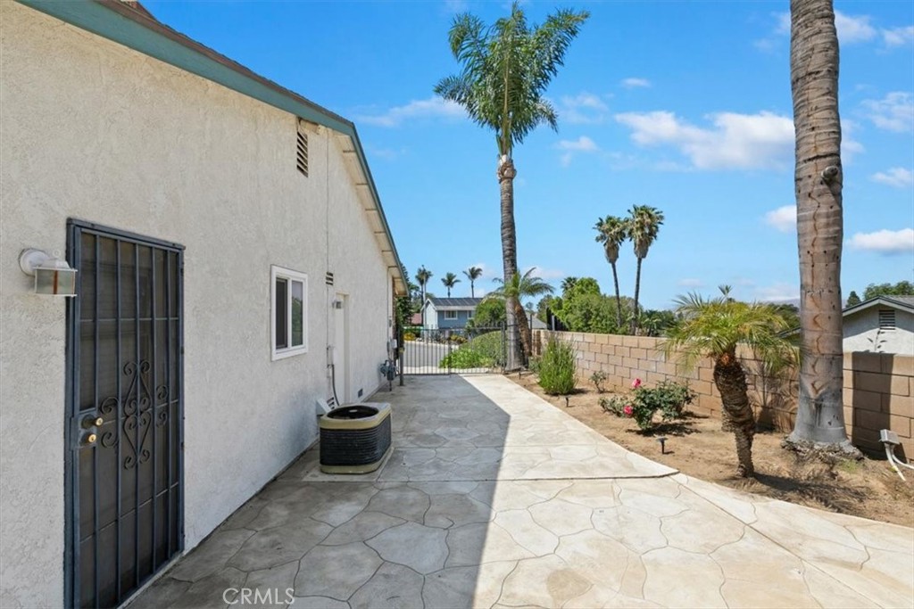 11282 Buffalo Drive