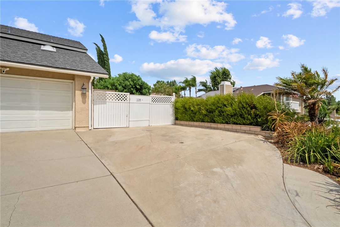 2249 Trafalgar Avenue