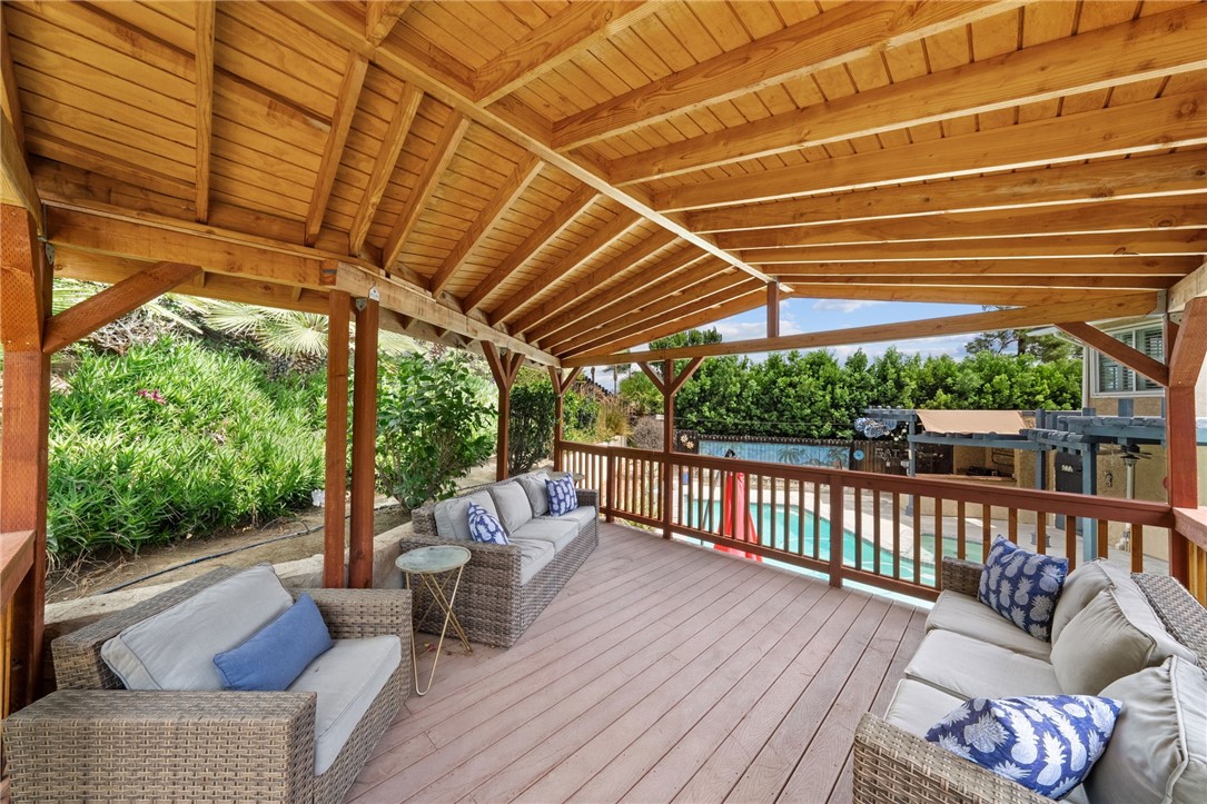 2249 Trafalgar Avenue