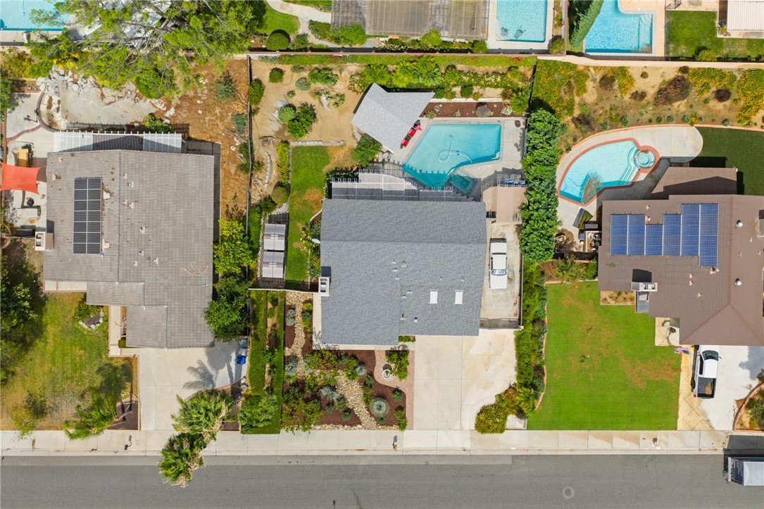 2249 Trafalgar Avenue