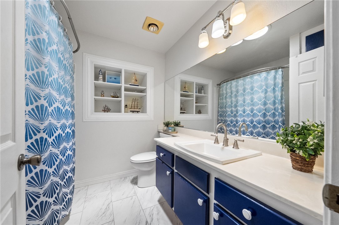 2249 Trafalgar Avenue