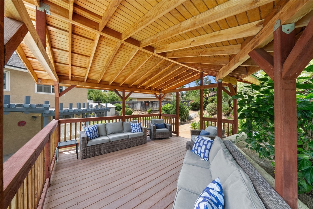 2249 Trafalgar Avenue