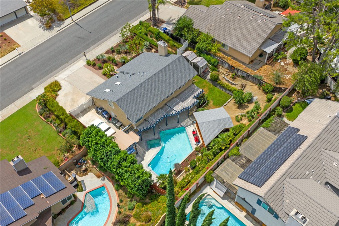 2249 Trafalgar Avenue