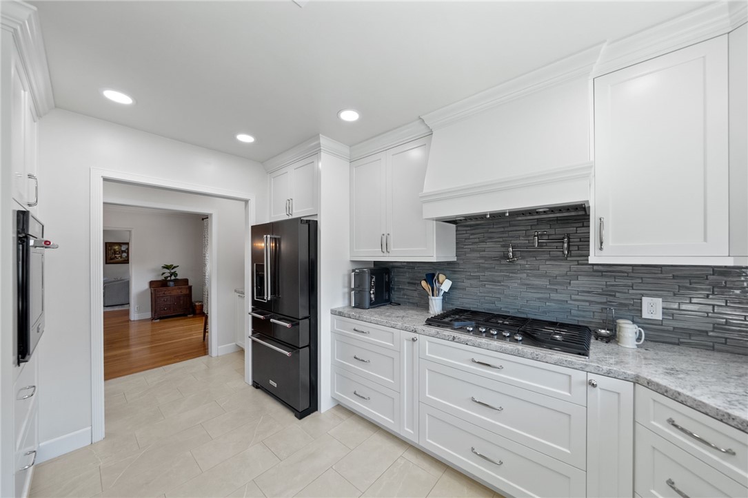 3648 Rosewood Place