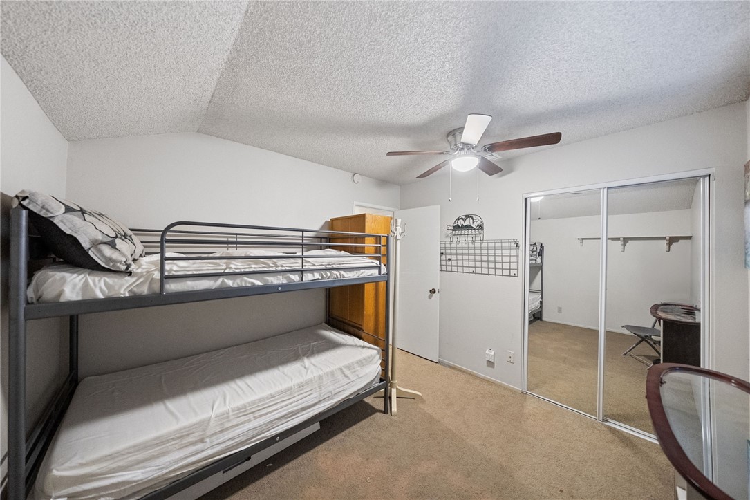 2210 Trafalgar Avenue