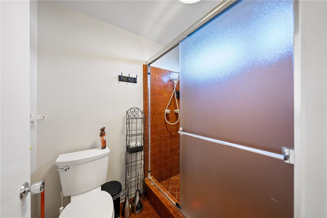 2210 Trafalgar Avenue