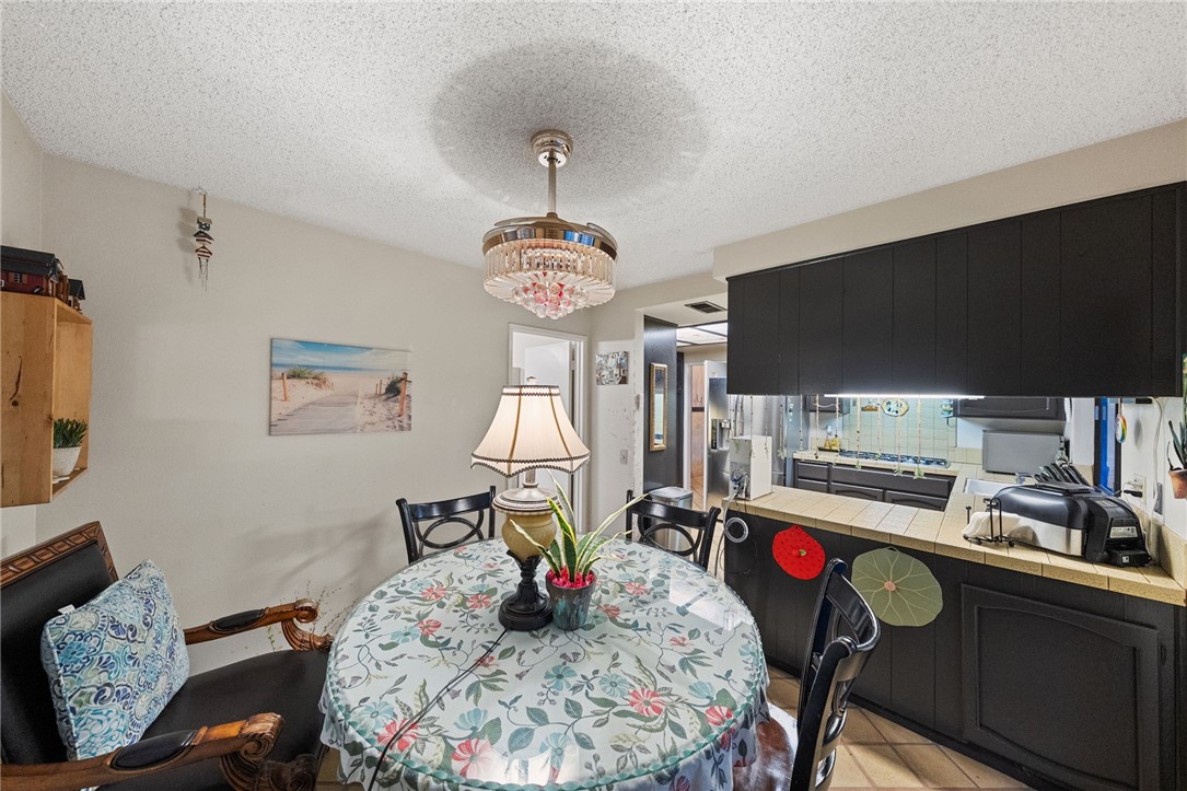 2210 Trafalgar Avenue