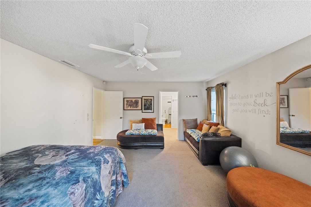 2210 Trafalgar Avenue