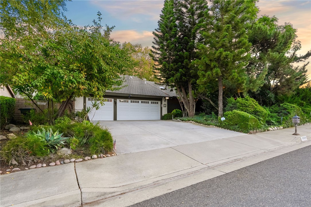 2210 Trafalgar Avenue