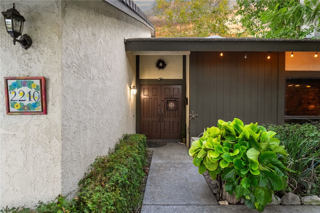 2210 Trafalgar Avenue