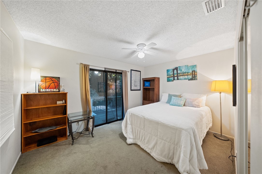 2210 Trafalgar Avenue