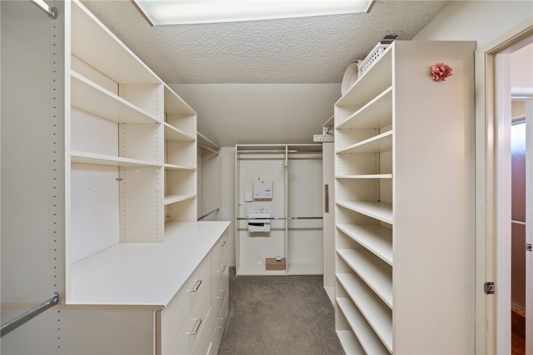 2210 Trafalgar Avenue