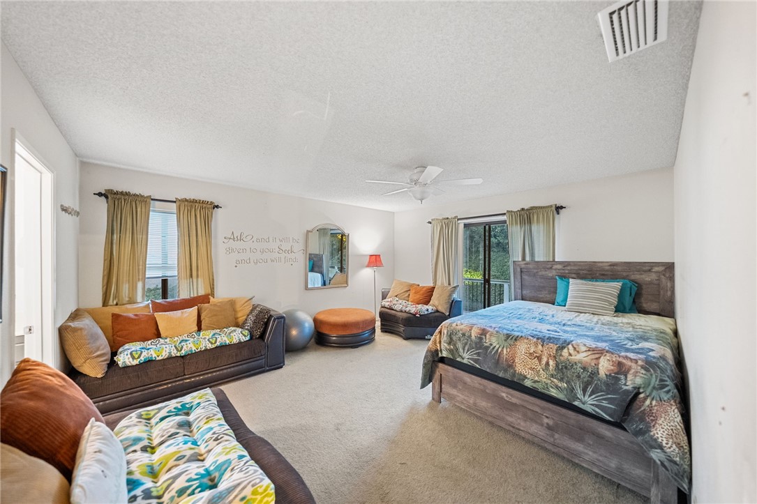 2210 Trafalgar Avenue