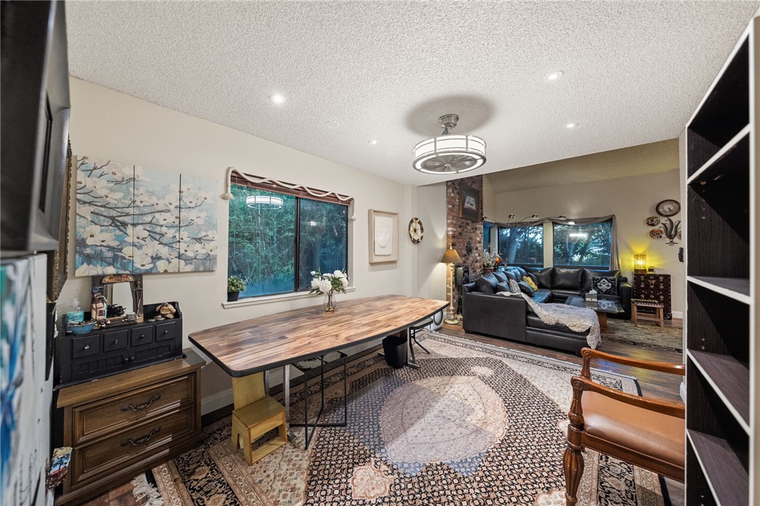 2210 Trafalgar Avenue