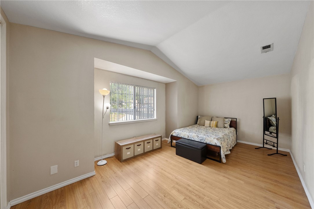 21183 Gallant Fox Drive