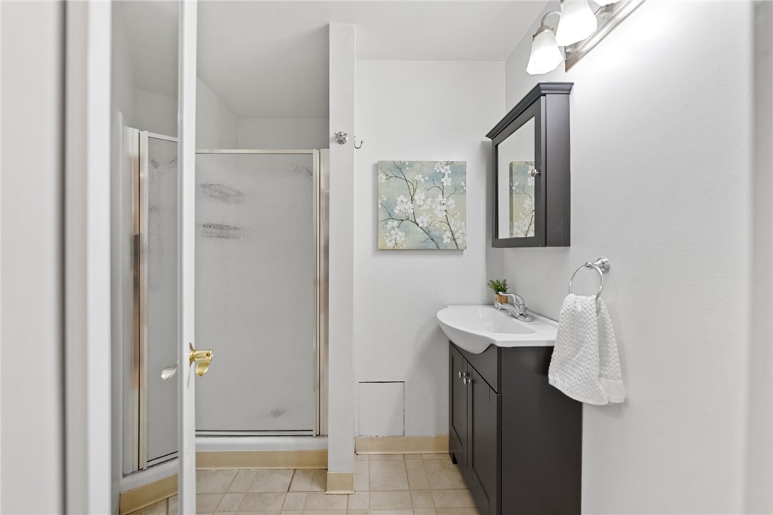 6090 Meadowbrook Lane