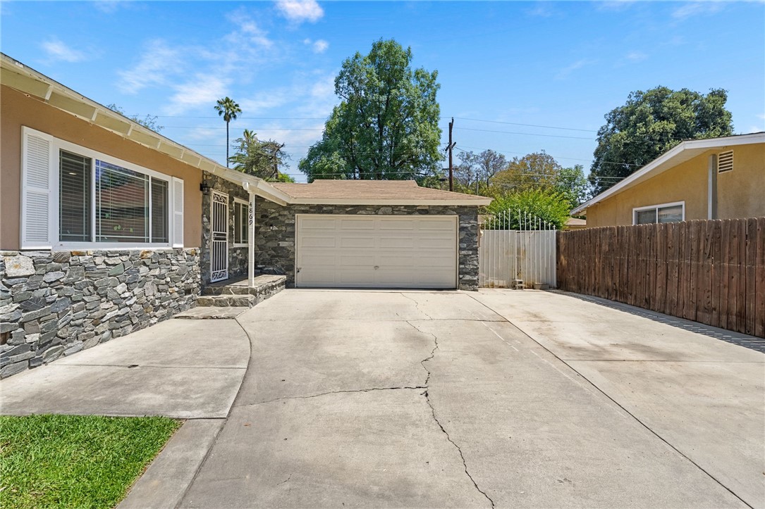 4869 Serrano Place