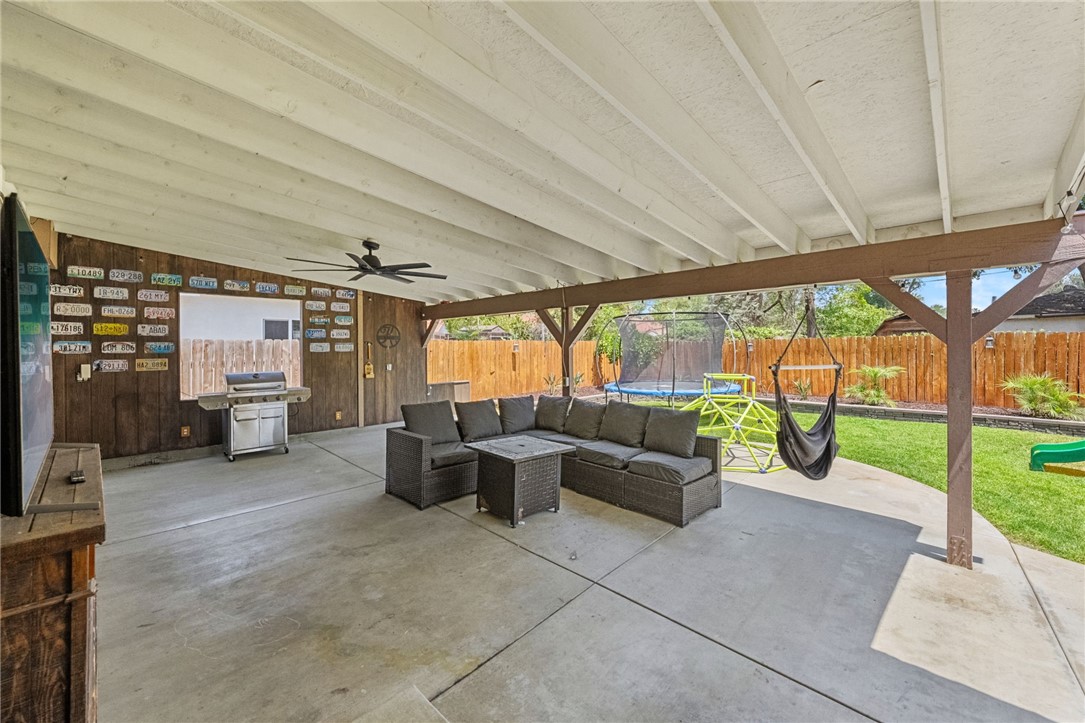 4869 Serrano Place