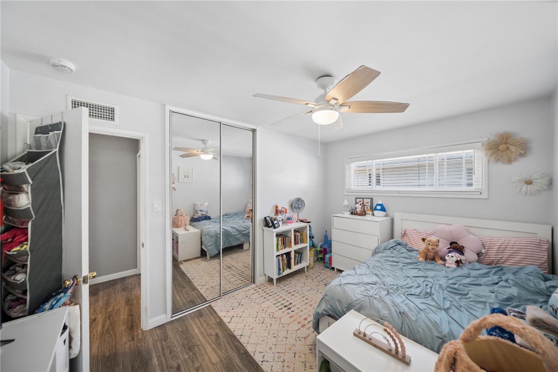 4869 Serrano Place