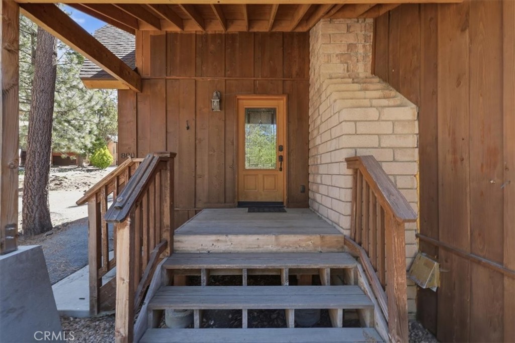800 Tehama Drive