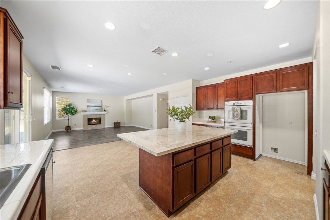 9511 Capitan Court