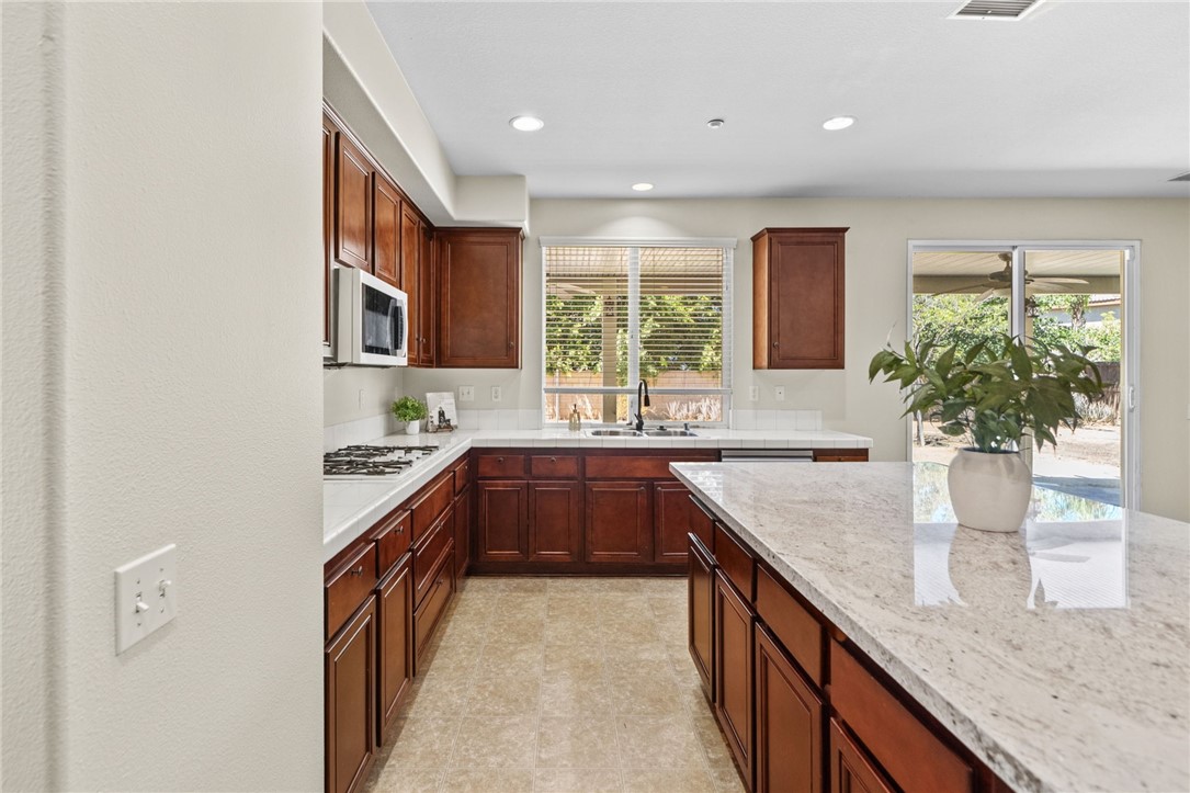 9511 Capitan Court