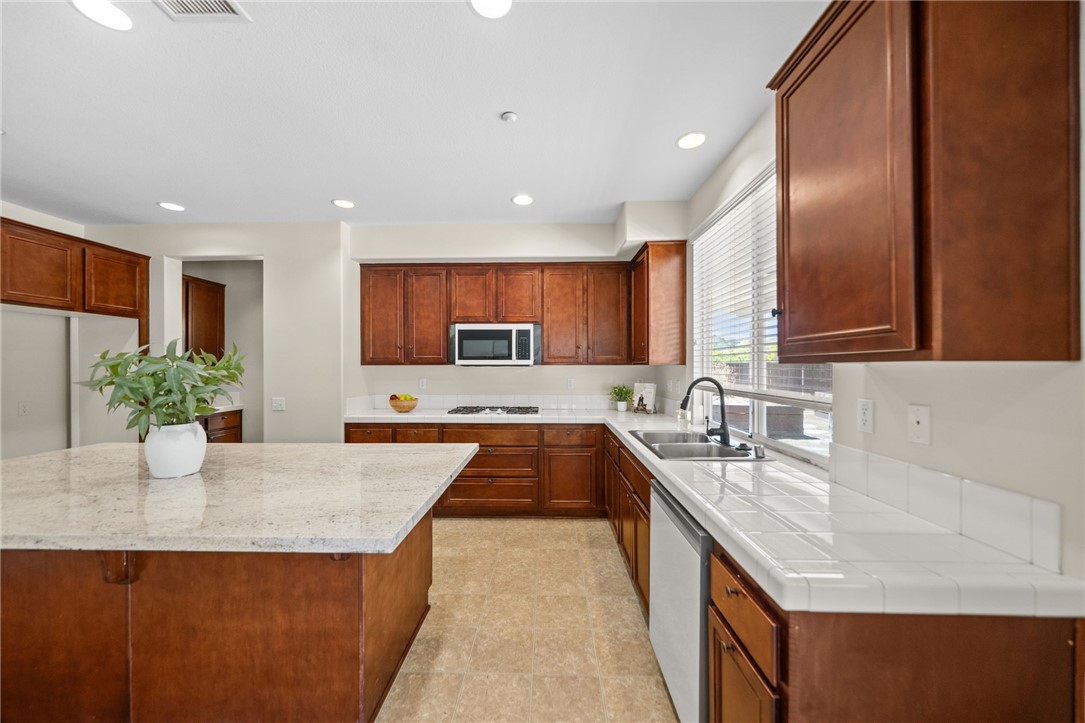 9511 Capitan Court