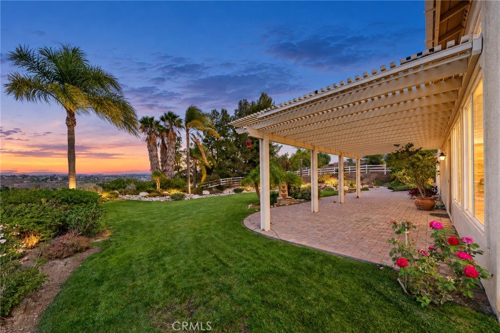 18507 Sunset Knoll