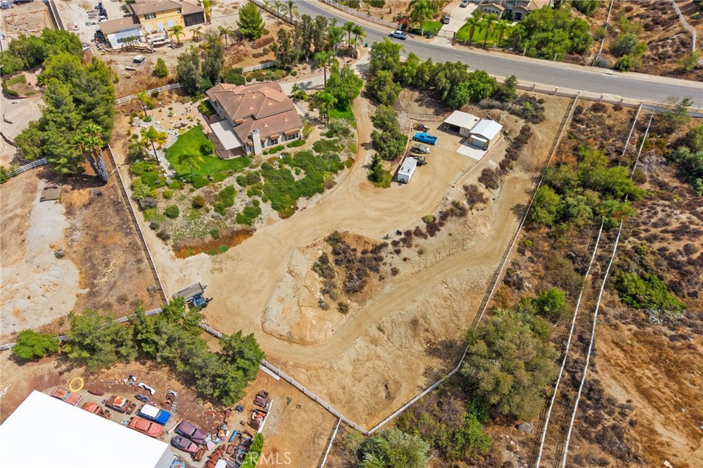 18507 Sunset Knoll