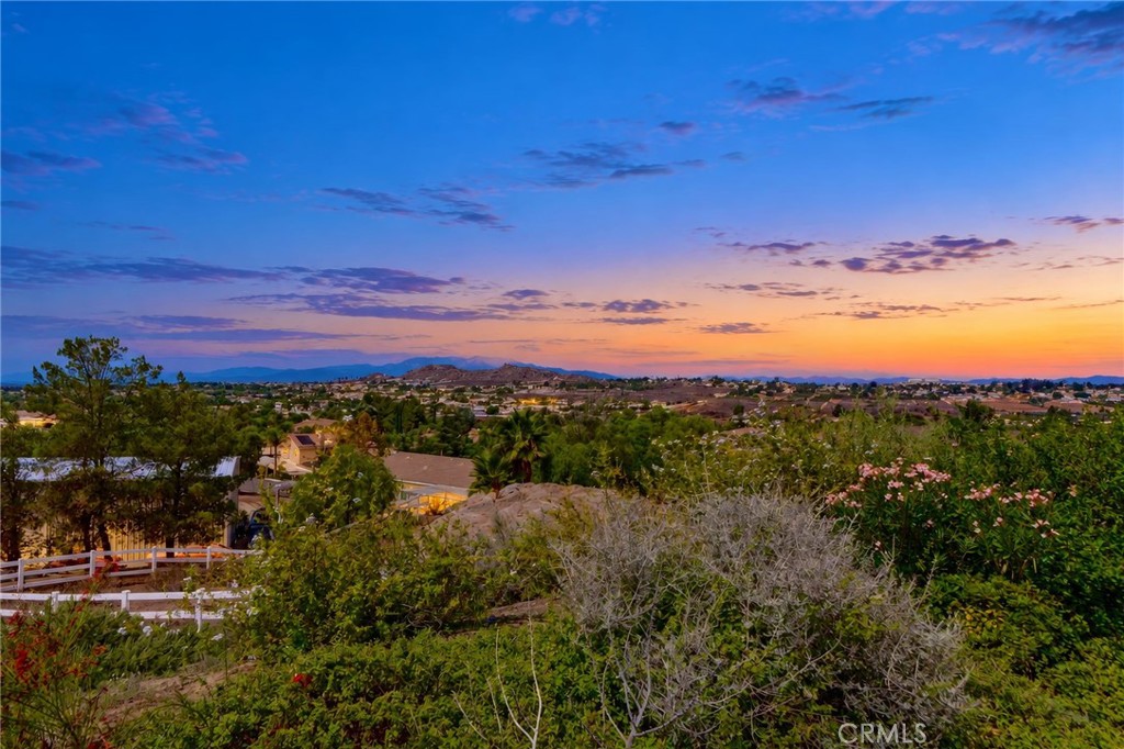 18507 Sunset Knoll