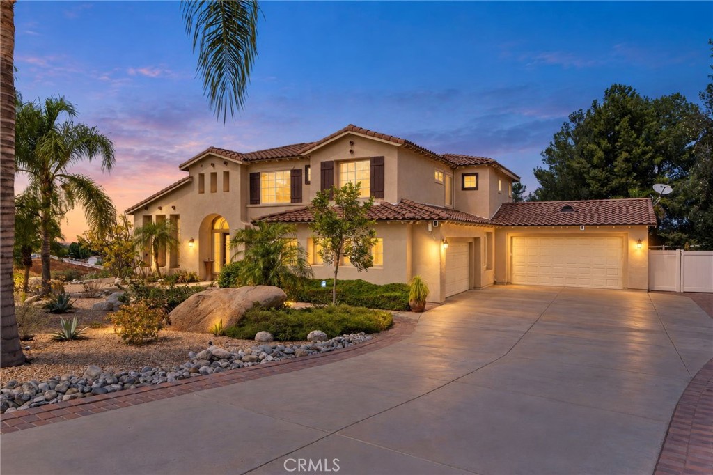 18507 Sunset Knoll