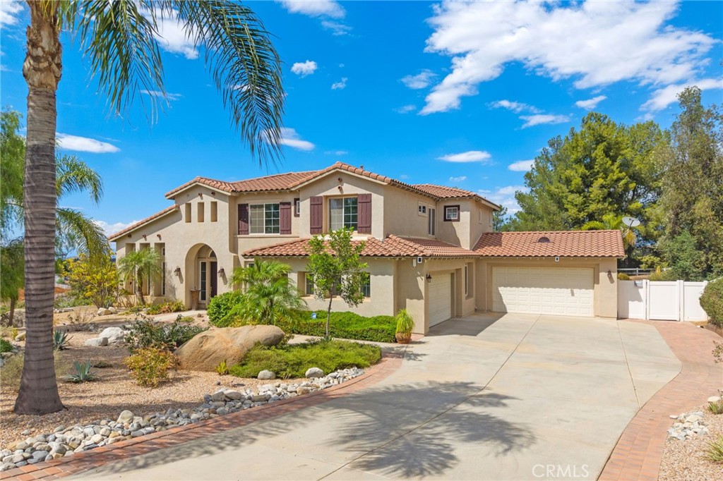 18507 Sunset Knoll