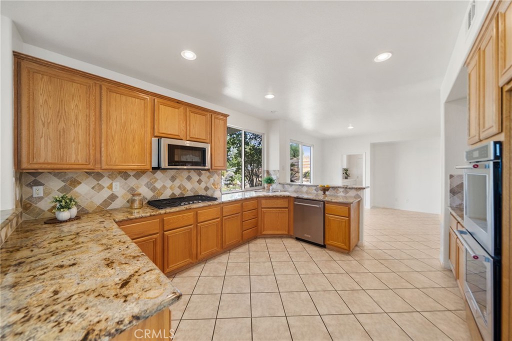 18507 Sunset Knoll