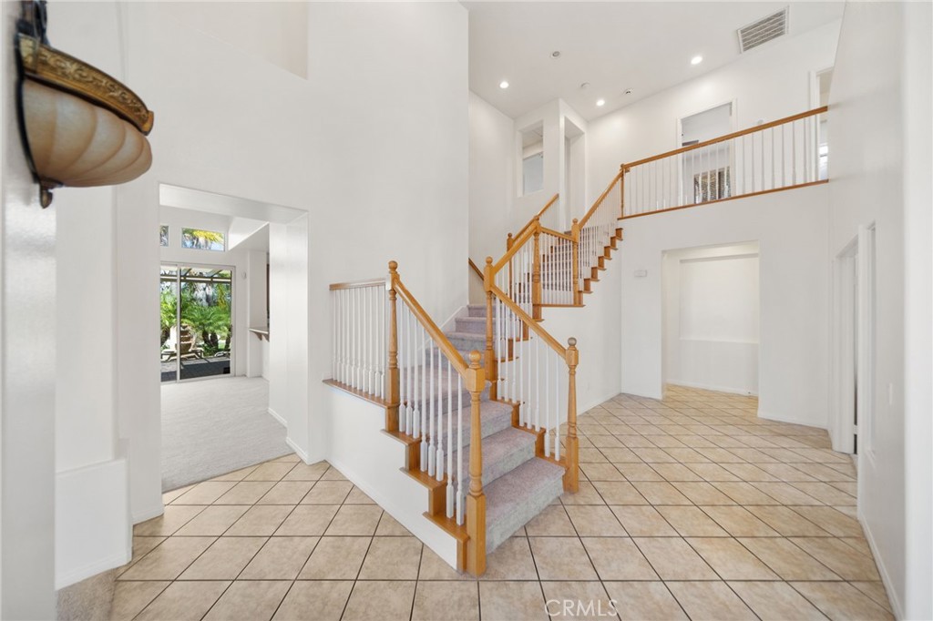18507 Sunset Knoll