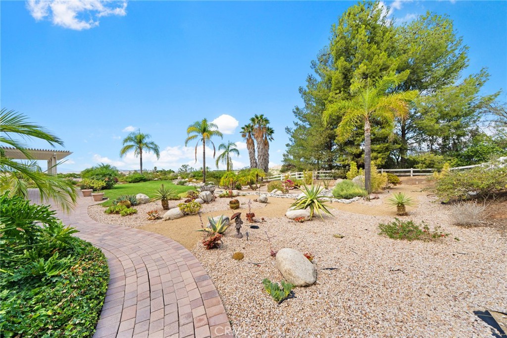 18507 Sunset Knoll