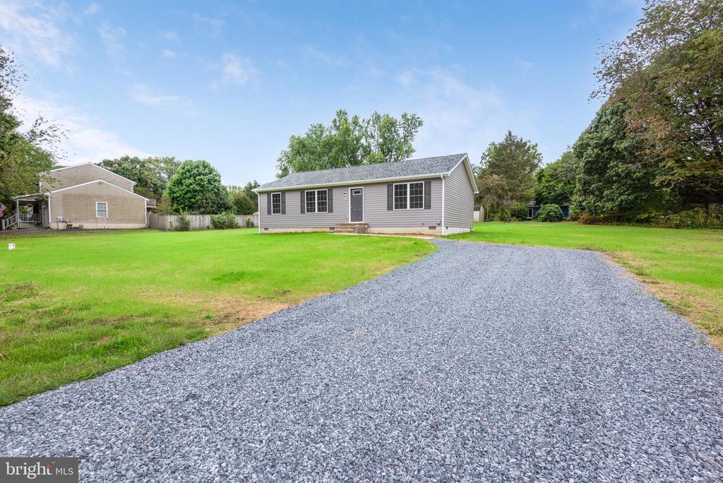 121 Fairview Dr