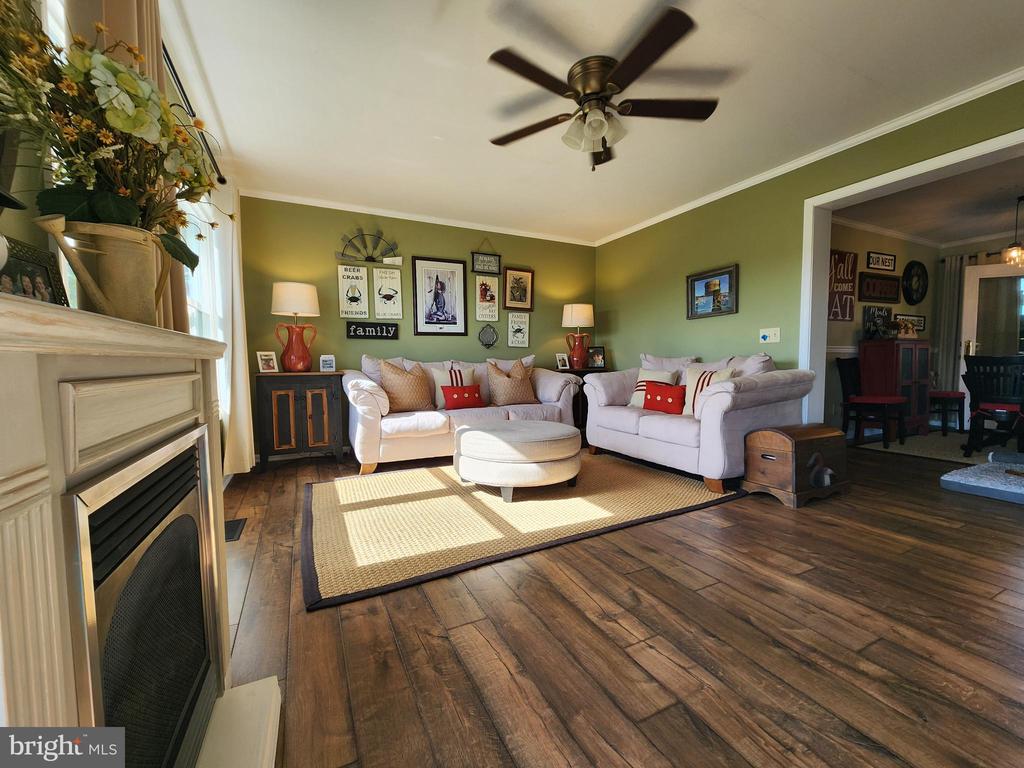 152 Spencer Ln