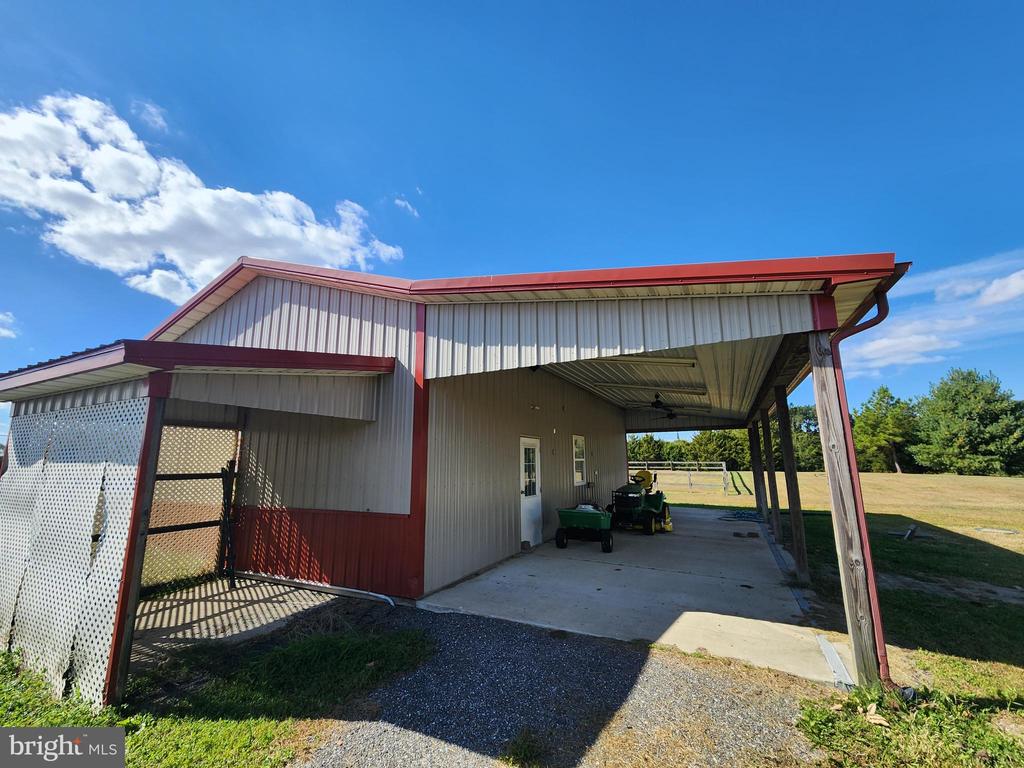 152 Spencer Ln