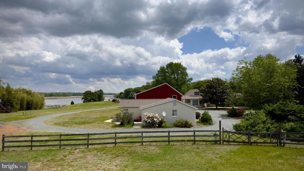 300 HICKORY LANE