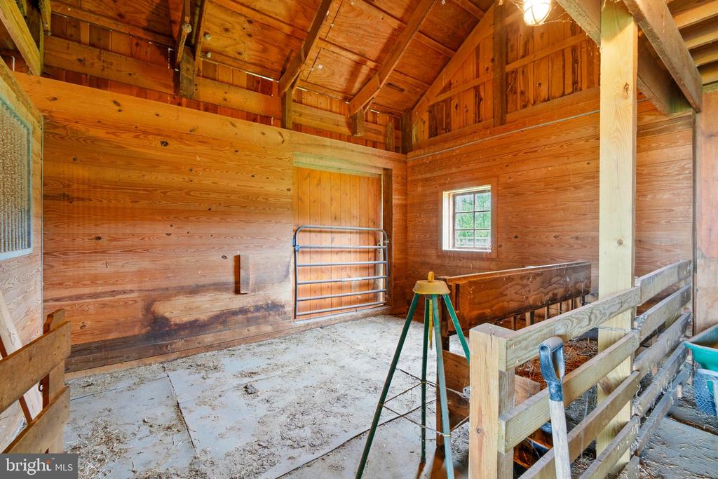 300 HICKORY LANE