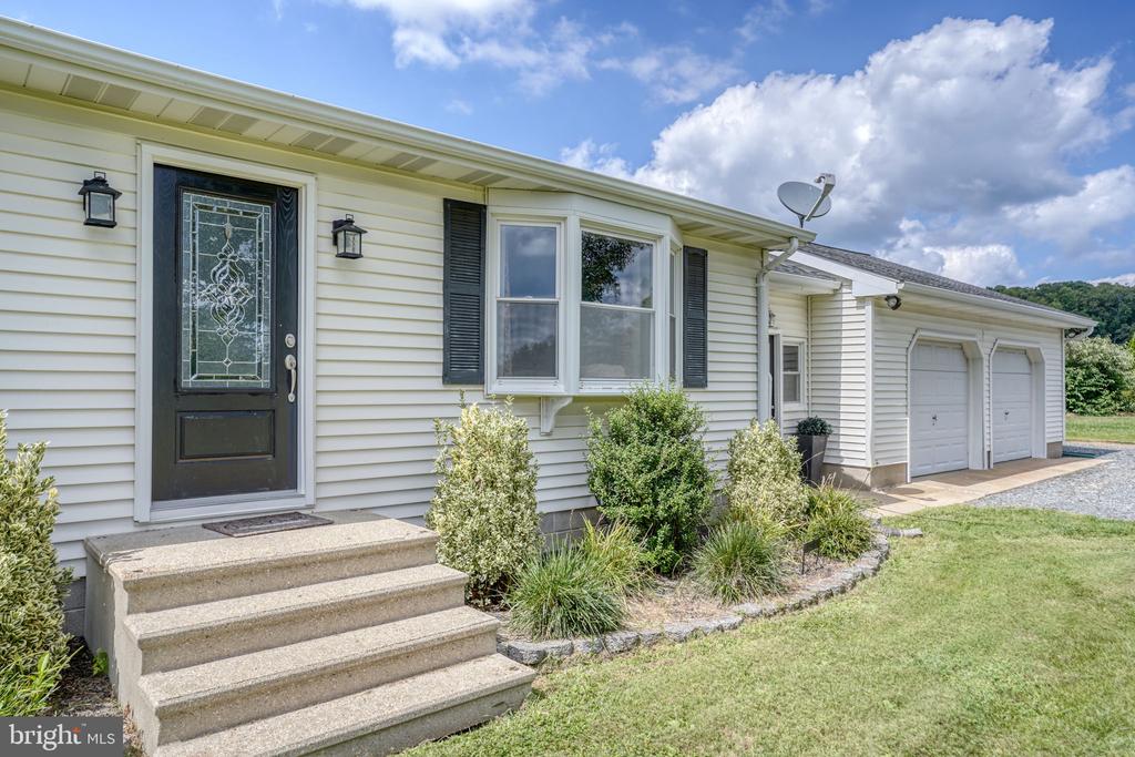 513 WATSON ROAD