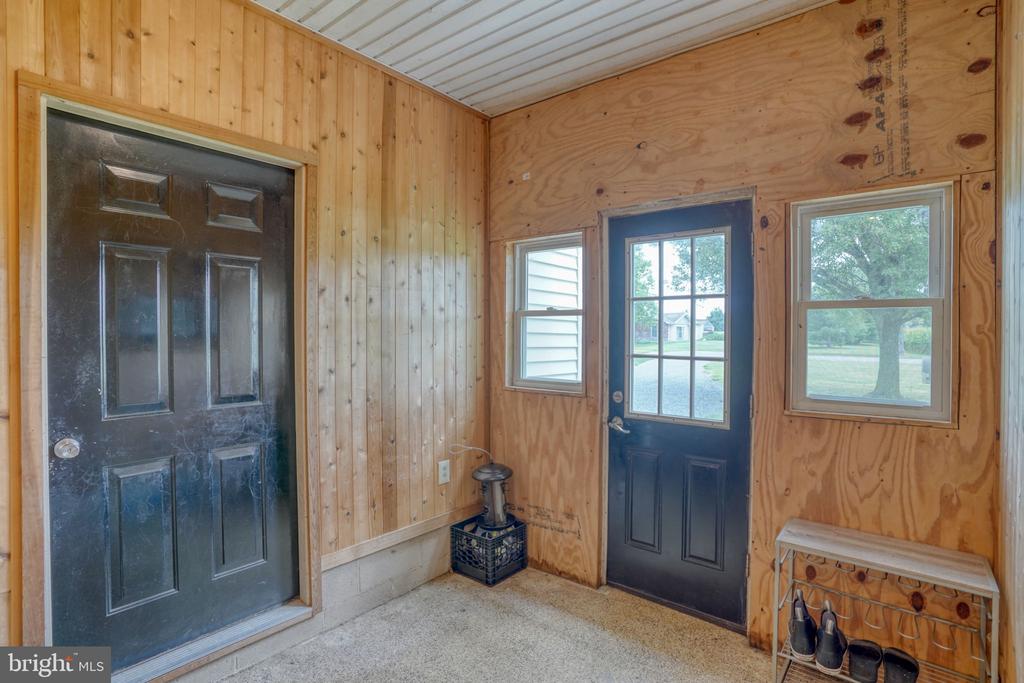 513 WATSON ROAD