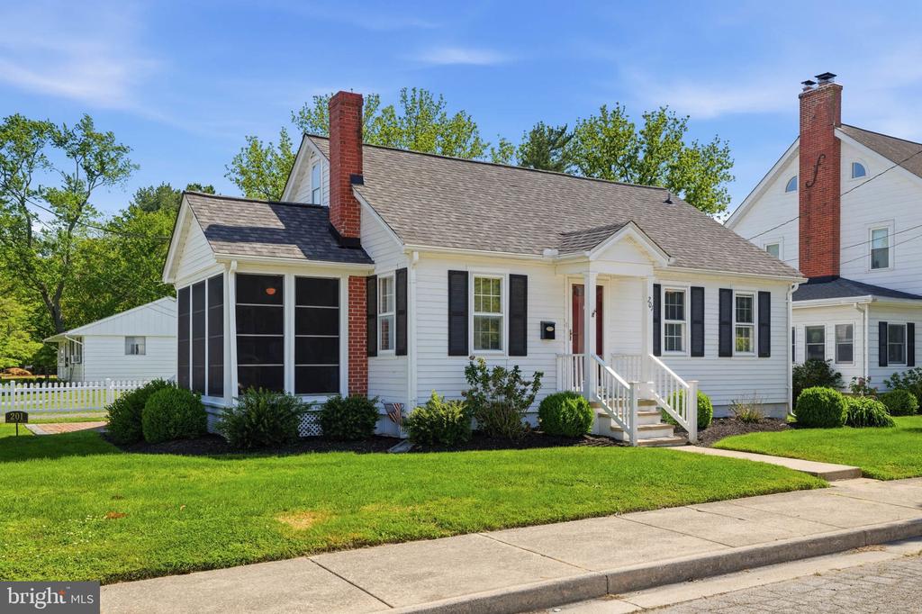 201 BELVEDERE AVENUE
