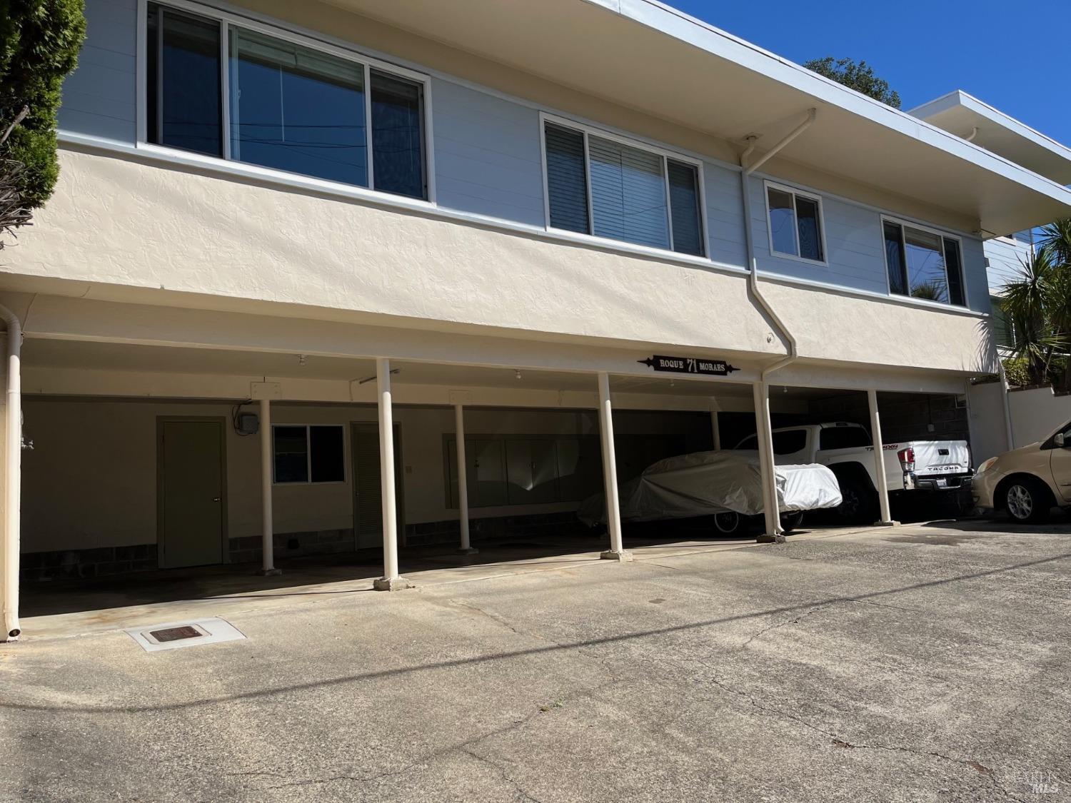 71 Roque Moraes Dr
