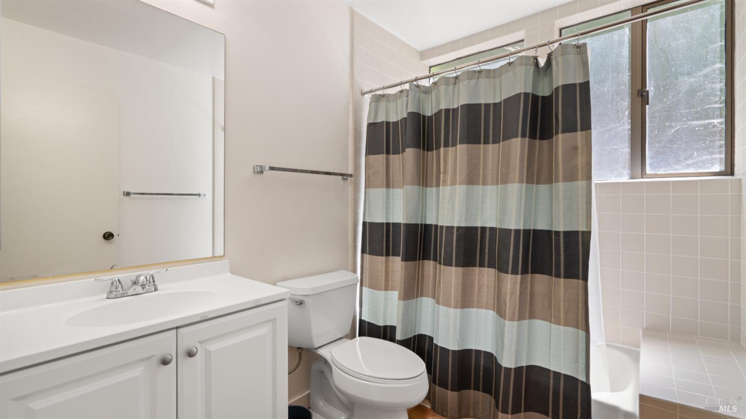 124 Professional Center Pkwy