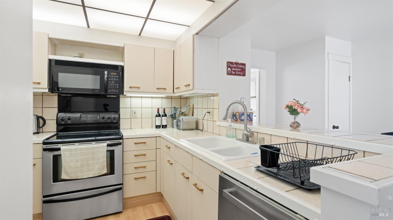 124 Professional Center Pkwy